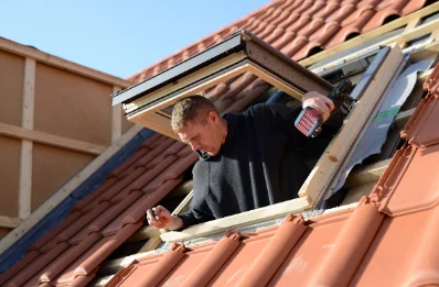 Pose de fenêtres de toit Velux à Sambin